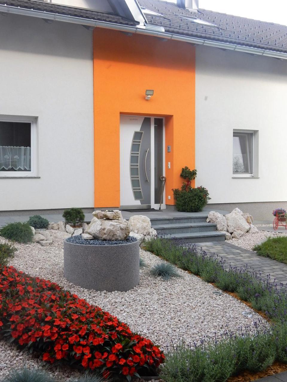 Bed and Breakfast Fruehstueckspension Lach Эберндорф Экстерьер фото